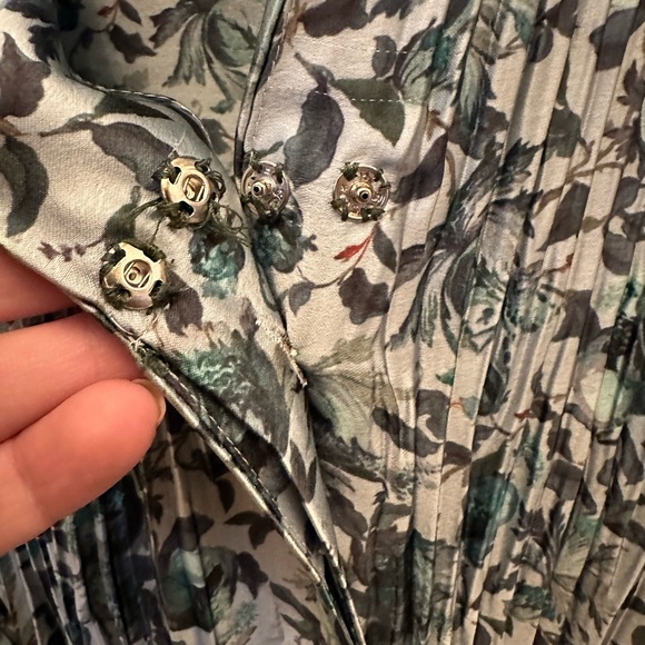 Vince Berry Blooms Midi Pleated Shirt Dress Size L - Picture 4 of 11